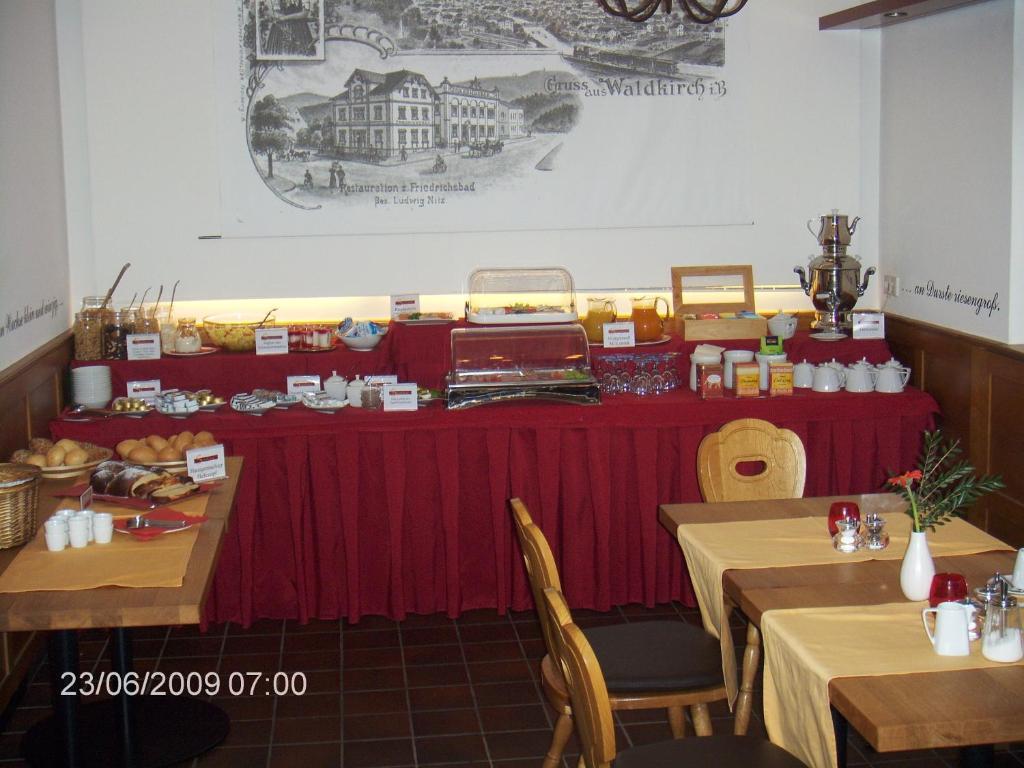Hotel Scheffelhof Waldkirch Eksteriør bilde